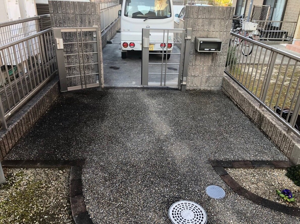 春日井リペイント　土間・駐車場バイオ洗浄サービス工事