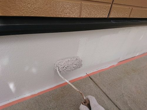 春日井市　外壁塗装　基礎塗装